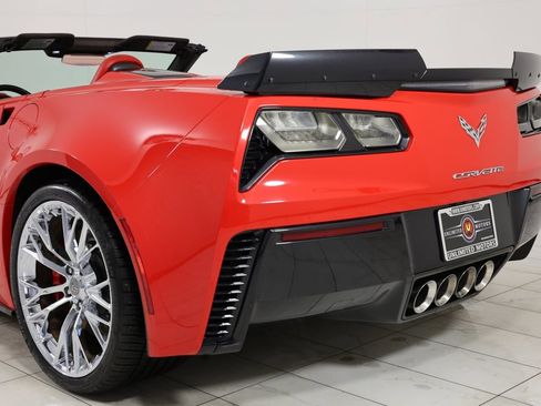 Used 2016 Chevrolet Corvette Z06 w/ 3LZ Preferred Equipment Group image 46