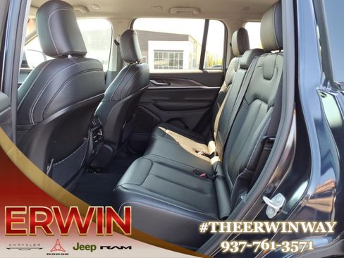 Used 2023 Jeep Grand Cherokee Limited w/ Trailer Tow Package image 25