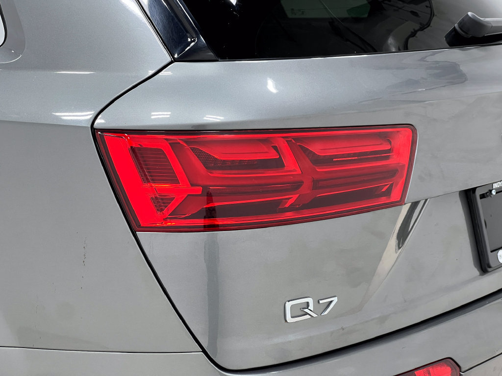 Used 2017 Audi Q7 3.0T Premium Plus AWD/4WD image 40