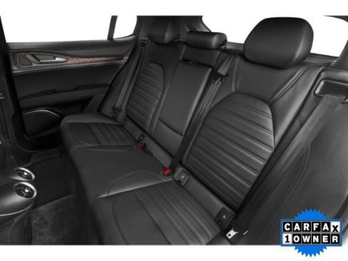 Used 2022 Alfa Romeo Stelvio Ti AWD/4WD image 36