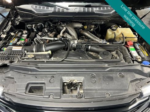 Used 2021 Ford F350 Platinum w/ Tremor Off-Road Package image 3