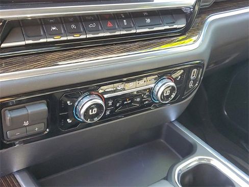 Certified 2023 GMC Sierra 1500 Elevation w/ LPO, Elevation Black Package image 29