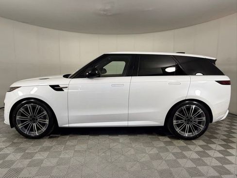 New 2026 Land Rover Range Rover Sport Dynamic SE AWD/4WD image 2