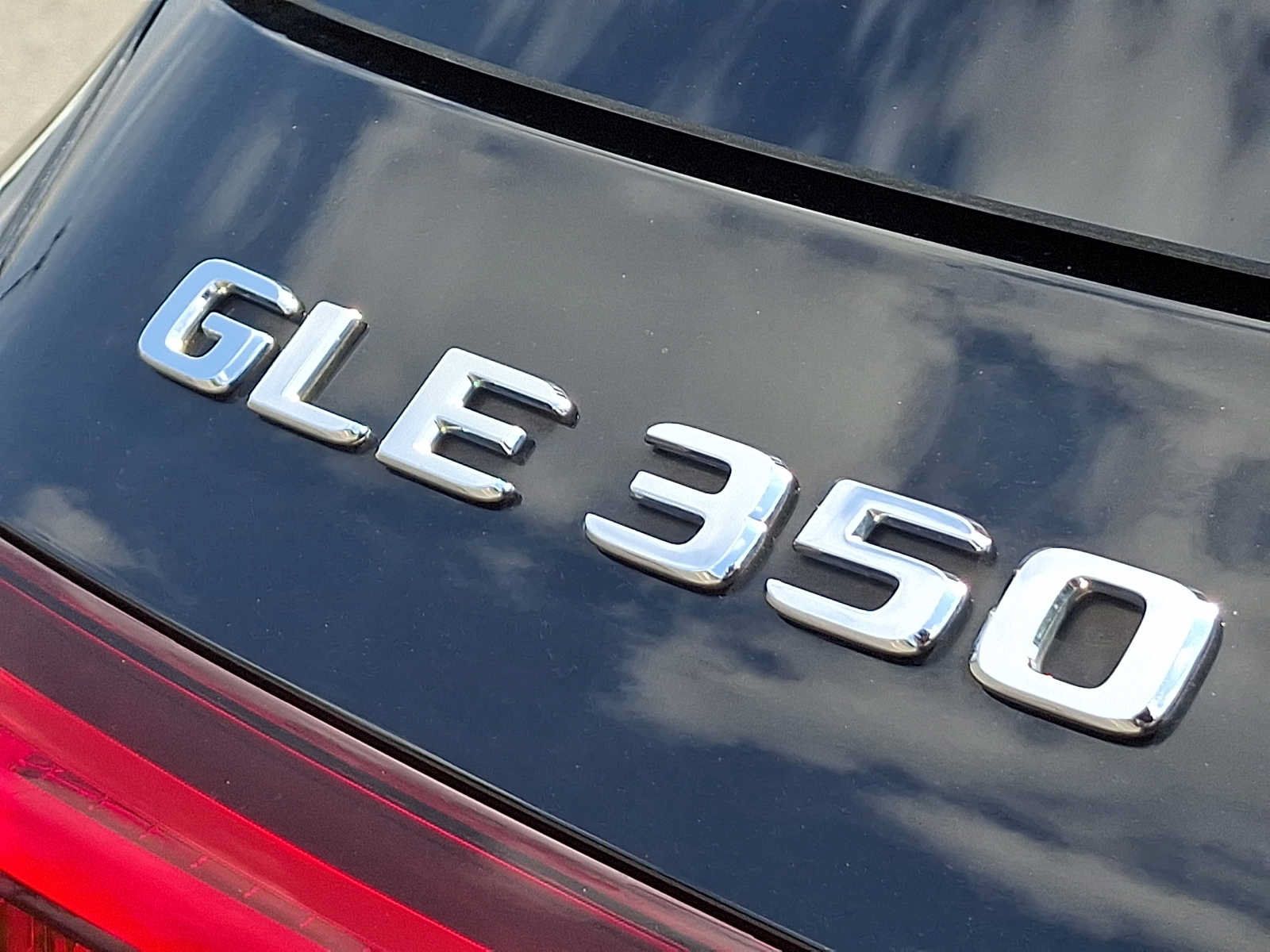 Used 2023 Mercedes-Benz GLE 350 4MATIC image 36
