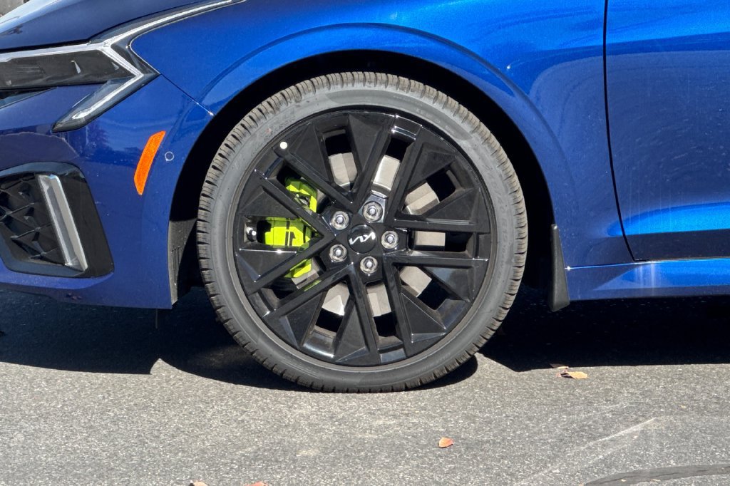 New 2027 Kia K5 GT FWD image 10