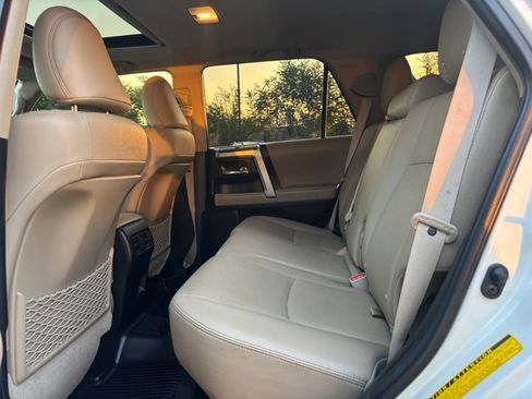 Used 2021 Toyota 4Runner Limited AWD/4WD image 17
