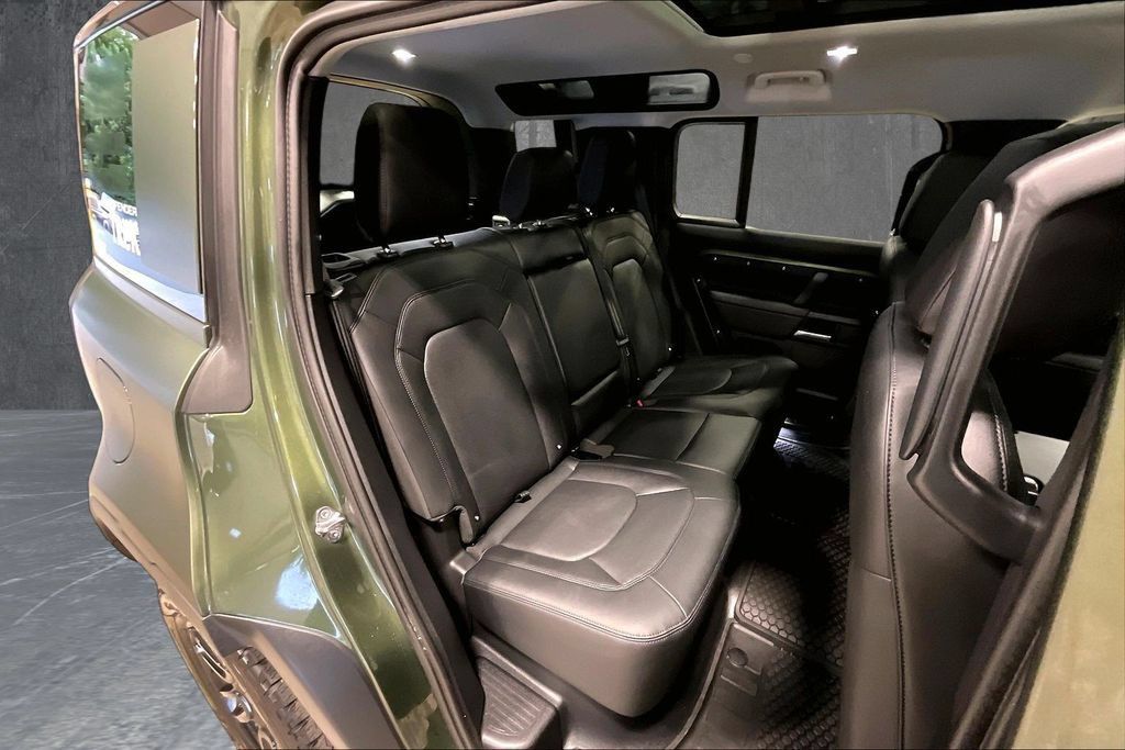New 2026 Land Rover Defender 110 S AWD/4WD image 11