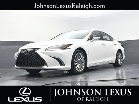 Used 2019 Lexus ES 350 Ultra Luxury w/ Accessory Package FWD image 17