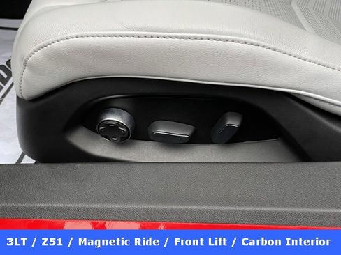 Used 2021 Chevrolet Corvette Stingray Premium Conv w/ Z51 Performance Package image 20