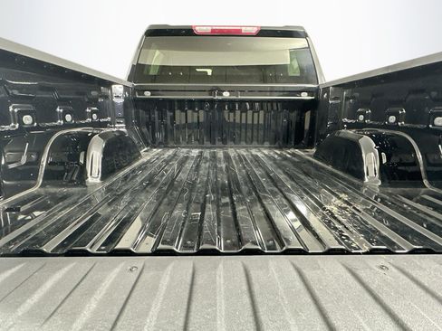 Used 2024 Chevrolet Silverado 1500 LT AWD/4WD image 29