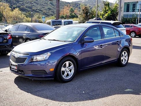 Used 2014 Chevrolet Cruze LT image 6