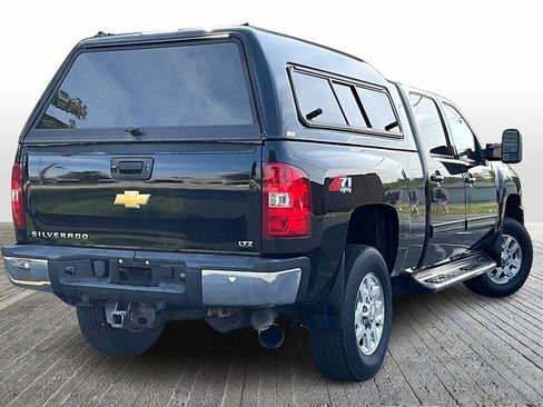 Used 2013 Chevrolet Silverado 3500 LTZ w/ LTZ Plus Package image 9