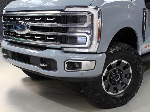 Used 2024 Ford F250 Platinum w/ Tremor Off-Road Package AWD/4WD image 7