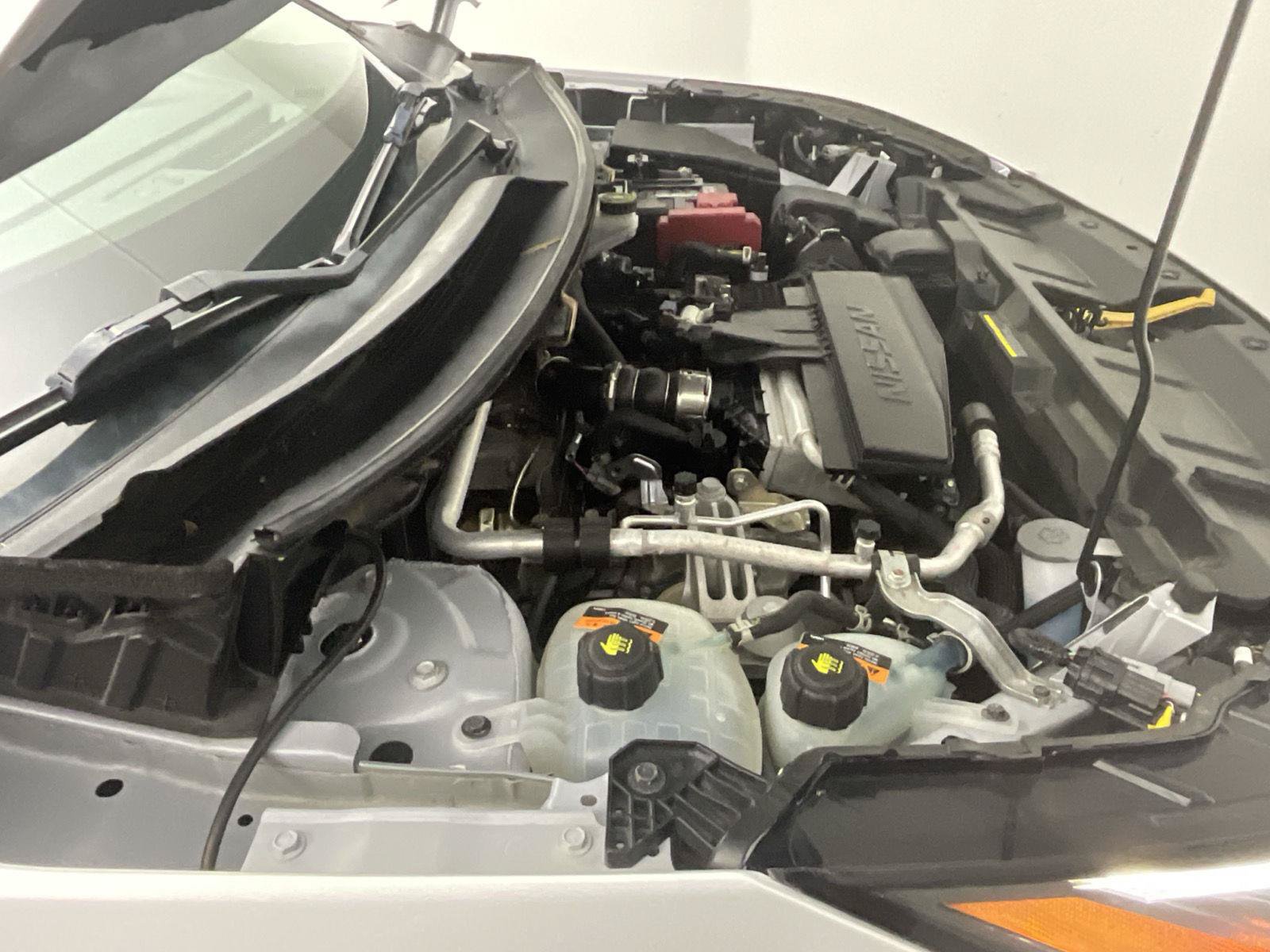 Used 2024 Nissan Rogue S FWD image 21