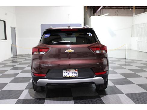 Used 2023 Chevrolet TrailBlazer LT w/ Convenience Package image 6