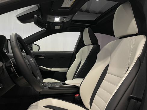 Used 2025 Lexus IS 350 F Sport image 15