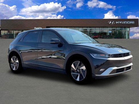 New 2026 Hyundai Ioniq 5 SE RWD image 10