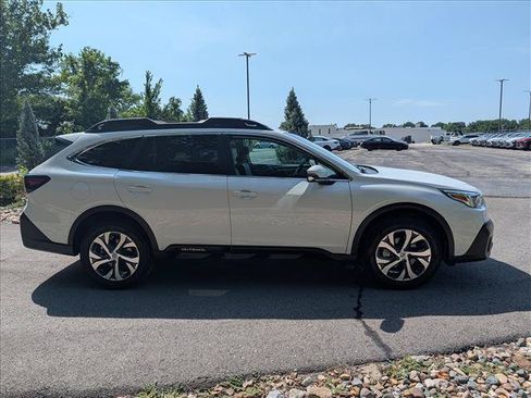 Used 2021 Subaru Outback Limited AWD/4WD image 6