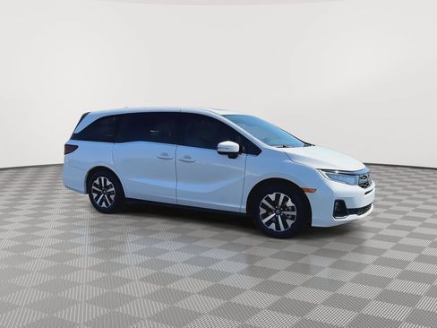 New 2026 Honda Odyssey EX-L image 2