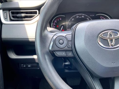 Used 2024 Toyota RAV4 LE FWD image 23