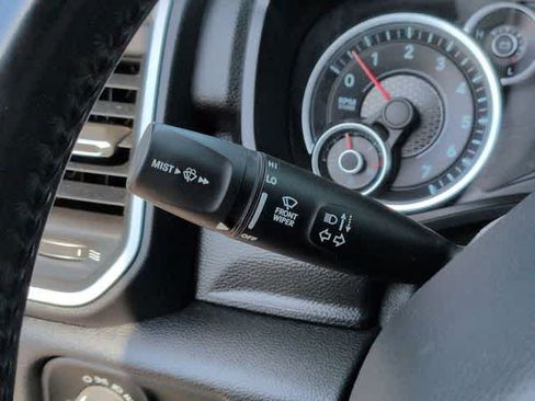 Used 2021 RAM 1500 Big Horn AWD/4WD image 25
