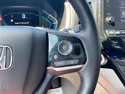 Used 2018 Honda Odyssey Elite image 25