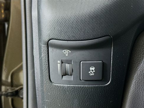 Used 2013 Kia Soul image 16