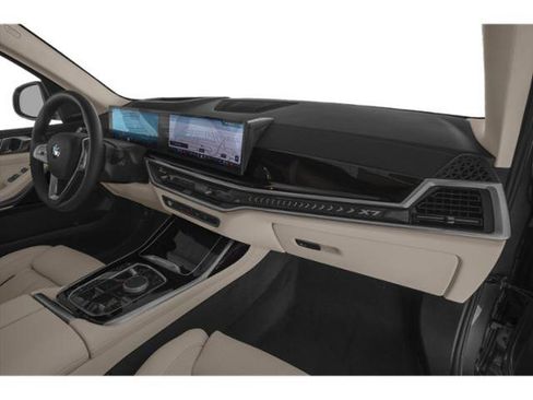 New 2027 BMW X7 xDrive40i AWD/4WD image 17