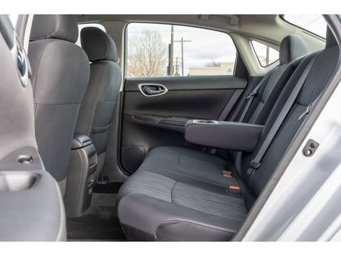 Used 2019 Nissan Sentra SV image 13