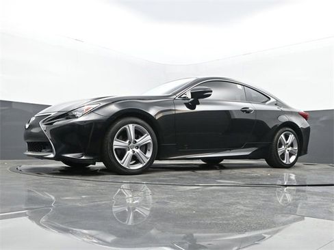 Used 2016 Lexus RC 200t image 28