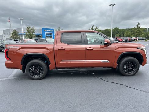 Used 2025 Toyota Tundra SR5 AWD/4WD image 8