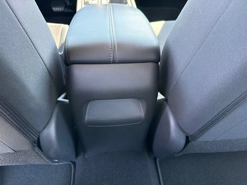Used 2025 Nissan Sentra S FWD image 16