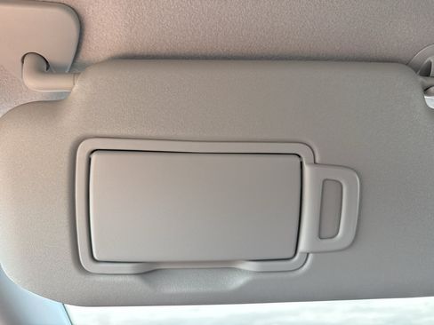 New 2027 Nissan Sentra SR FWD image 24
