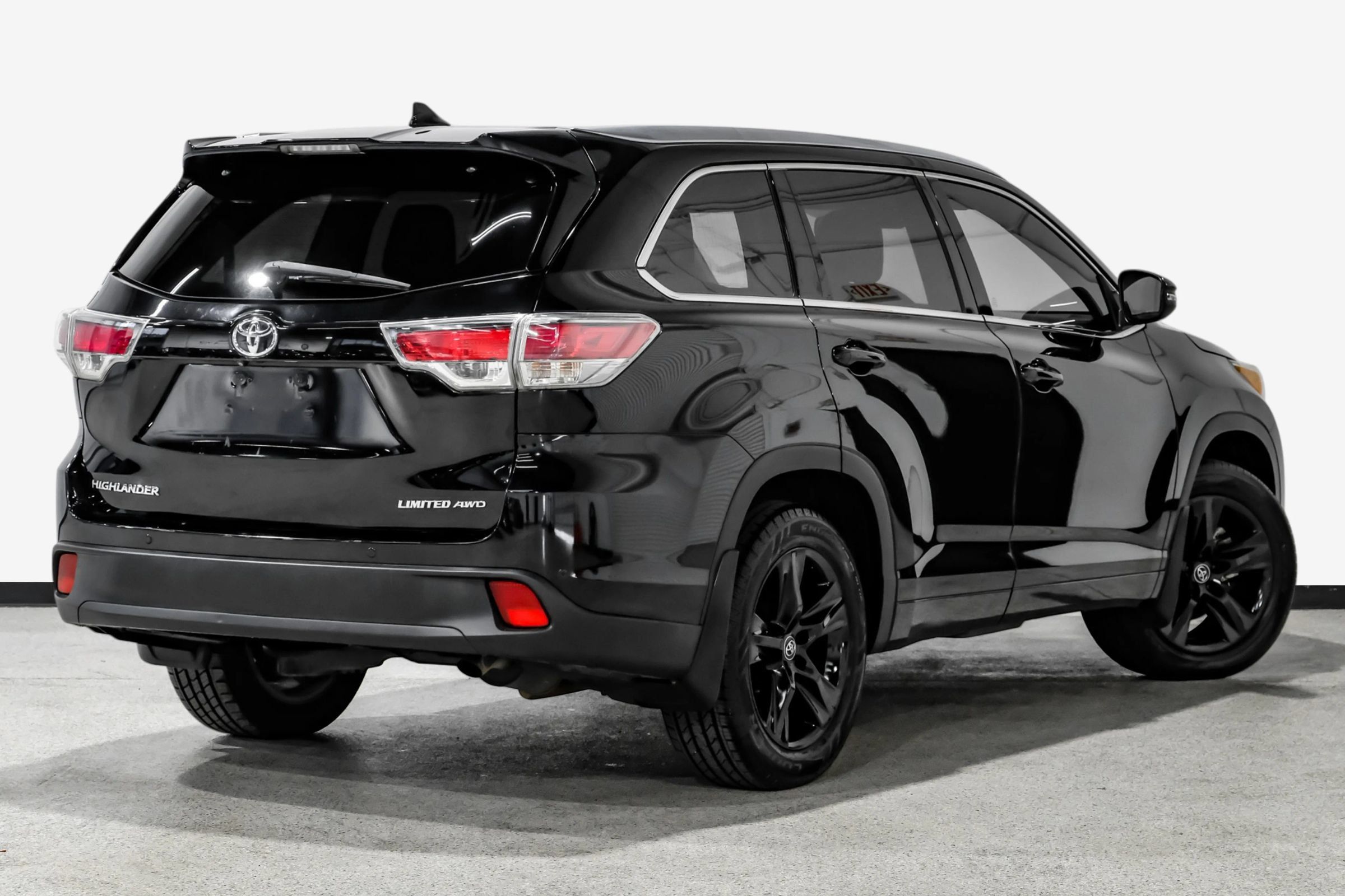 Used 2016 Toyota Highlander Limited Platinum AWD/4WD image 6