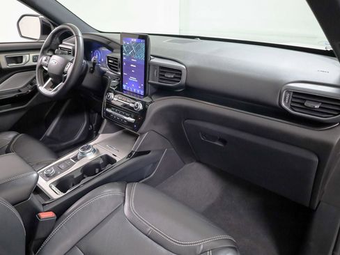 Certified 2022 Ford Explorer ST w/ Equipment Group 401A image 35