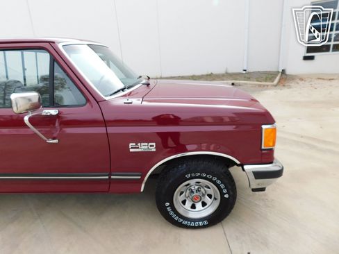 Used 1990 Ford F150 2WD Regular Cab image 35