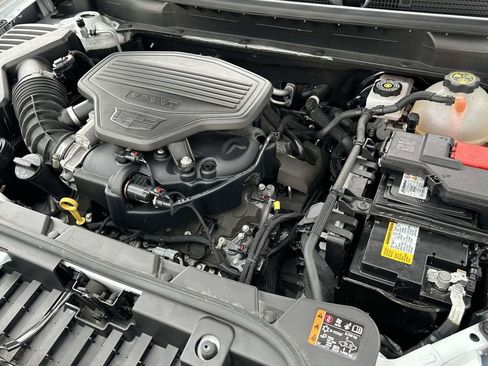 Used 2024 Cadillac XT5 Premium Luxury w/ LPO, Floor Liner Package image 10