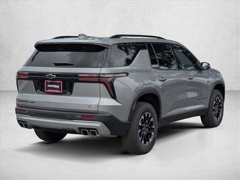 New 2026 Chevrolet Traverse Z71 w/ Enhanced Driving Package AWD/4WD image 2