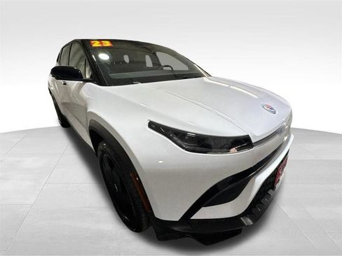 Used 2023 Fisker Ocean Extreme image 3