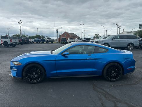 Used 2020 Ford Mustang Premium w/ Equipment Group 201A RWD image 1
