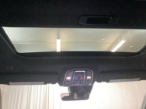 New 2026 Jeep Grand Cherokee Altitude AWD/4WD image 26