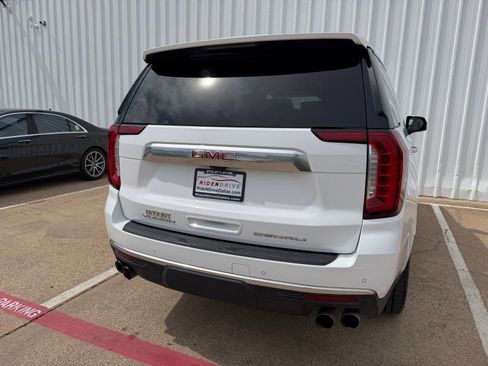 Used 2021 GMC Yukon Denali AWD/4WD image 6