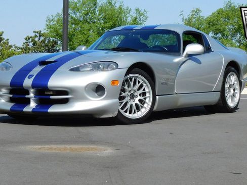 Used 1999 Dodge Viper GTS image 23