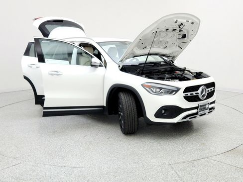 Certified 2023 Mercedes-Benz GLA 250 4MATIC w/ Premium Package image 13