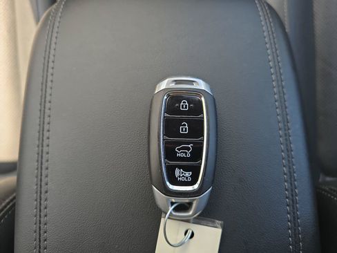 Used 2019 Hyundai Santa Fe FWD image 29