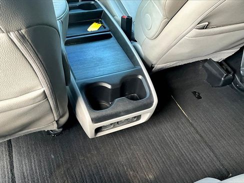 Used 2018 Honda Odyssey EX-L image 31