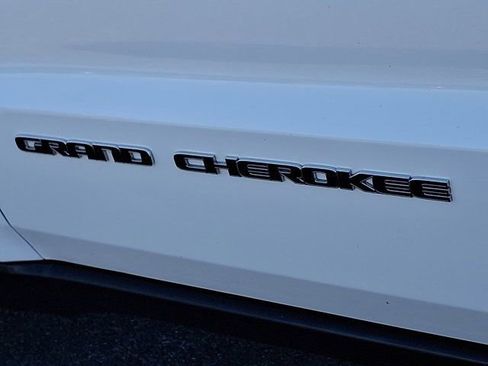 Certified 2020 Jeep Grand Cherokee Limited image 36