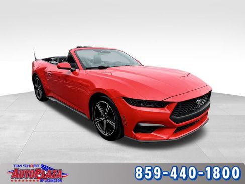 Used 2025 Ford Mustang Premium RWD image 9
