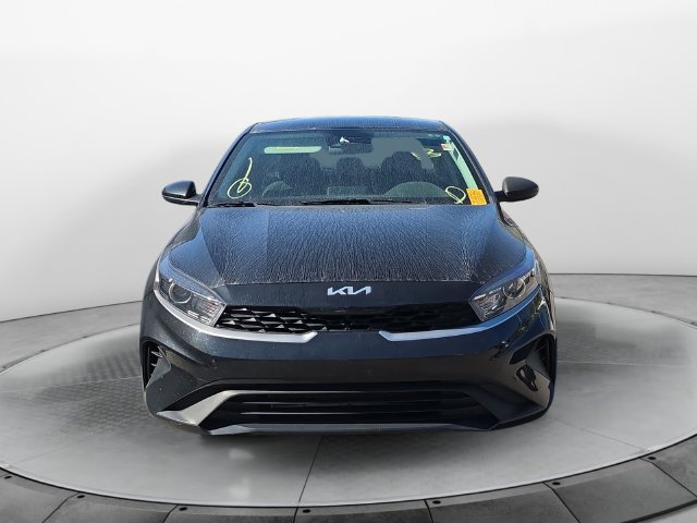 Used 2023 Kia Forte LXS FWD image 5