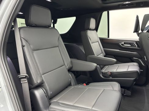 New 2026 GMC Yukon Denali w/ Denali Reserve Package AWD/4WD image 43